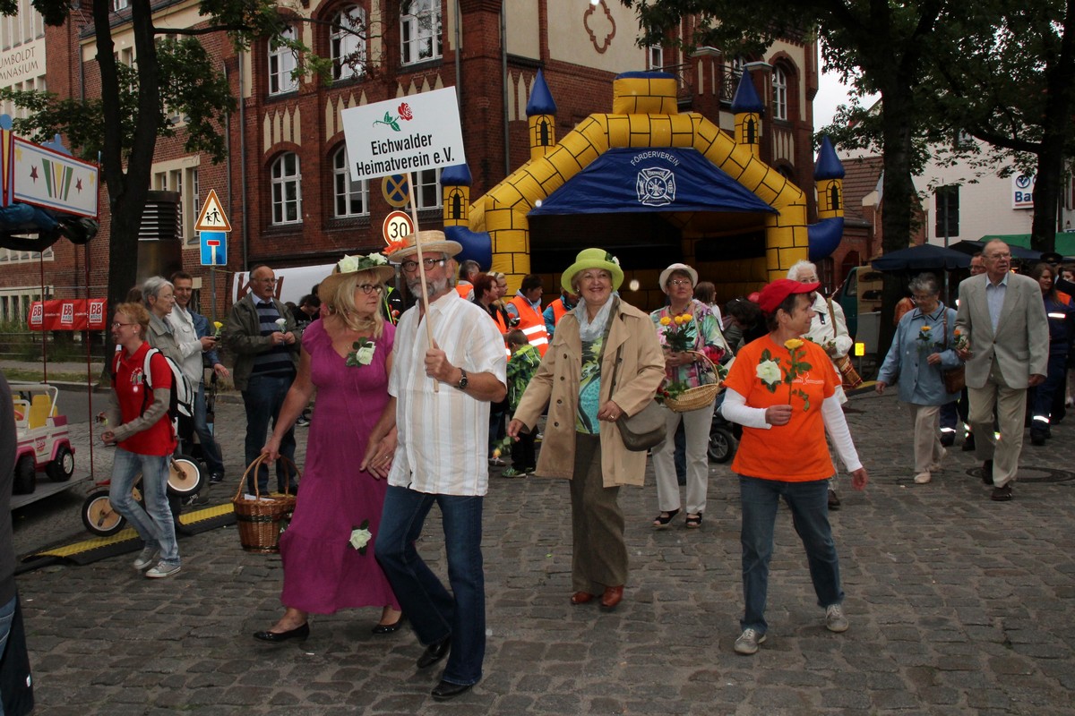 n_2014_06_21_Rosenfest_6076a.jpg
