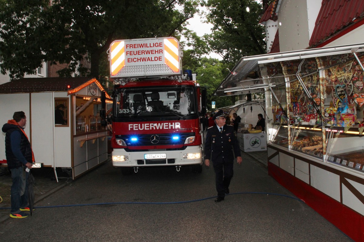 n_2014_06_21_Rosenfest_6102a.jpg