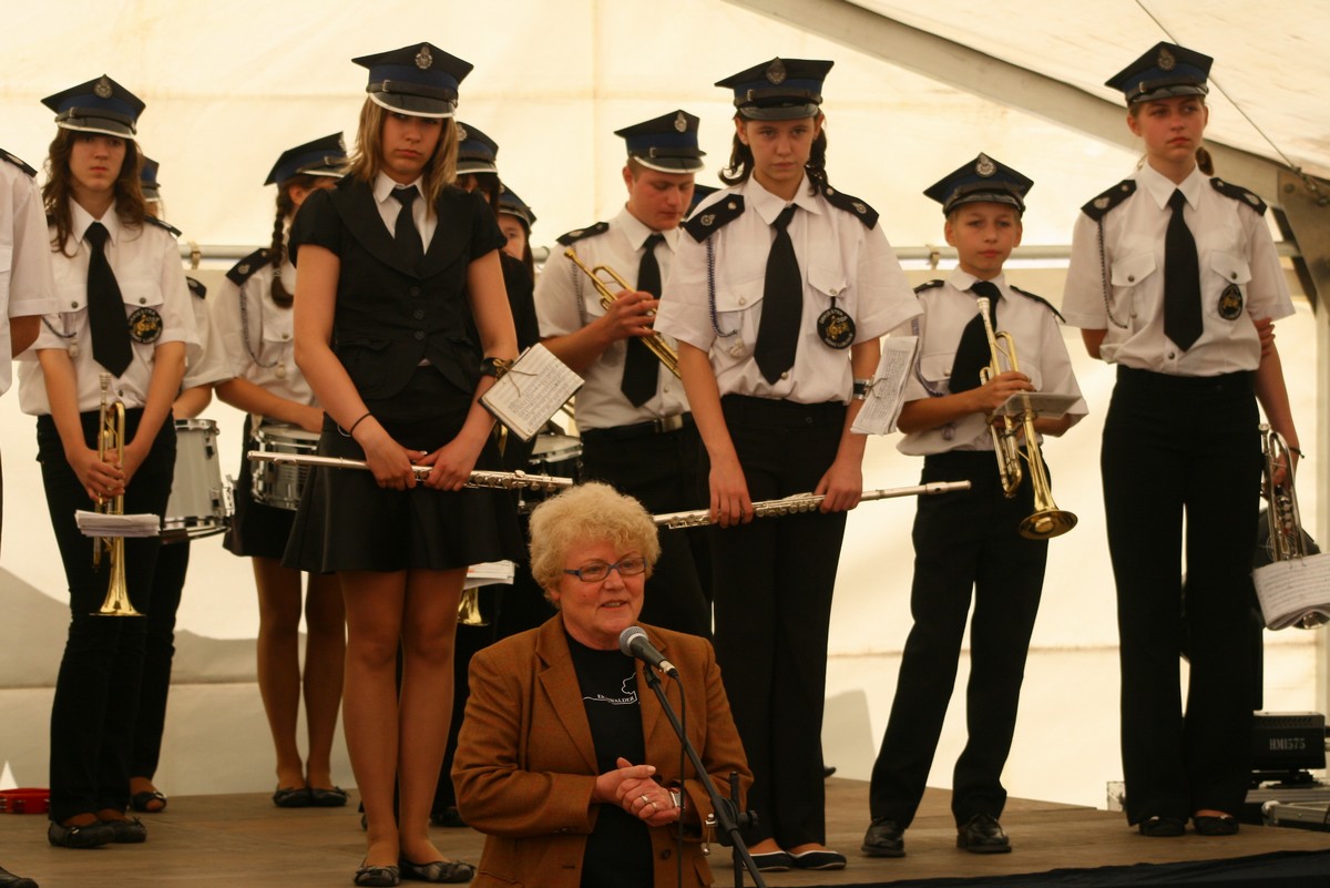 n_Eichwalde_bei_Berlin_2009_06_13_rosenfest_4500.jpg