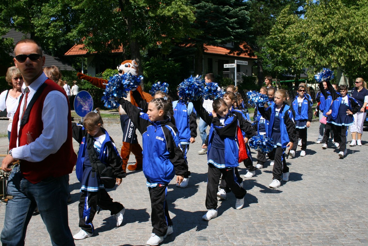 n_Eichwalde_bei_Berlin_2009_06_13_rosenfest_5420.jpg