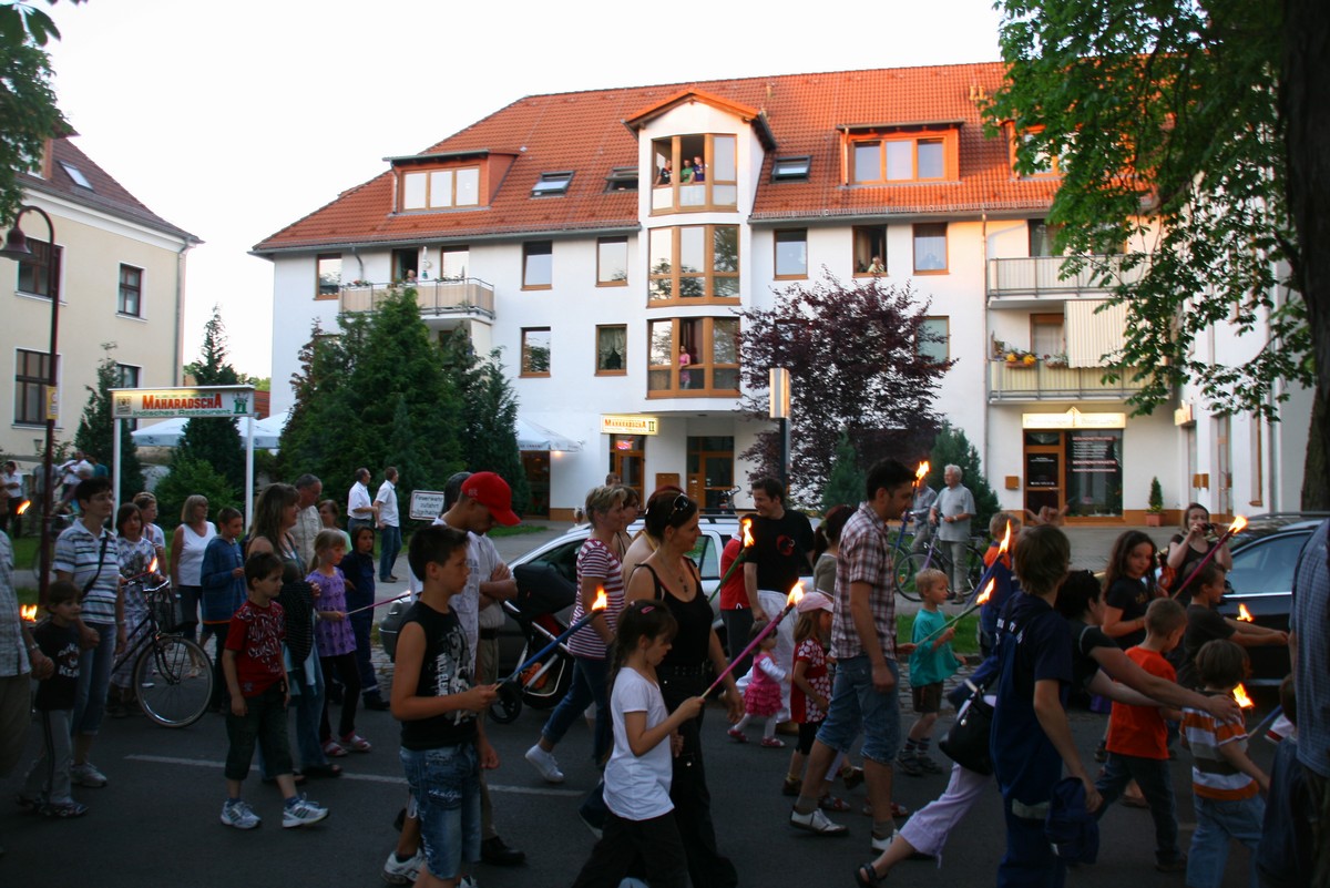 n_Eichwalde_bei_Berlin_2010_06_11_Rosenfest_7690.jpg