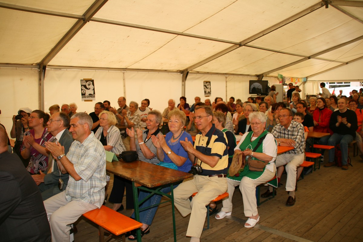 n_Eichwalde_bei_Berlin_2010_06_12_Rosenfest_8143.jpg