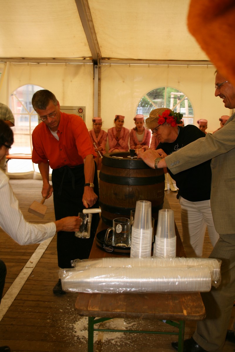 n_Eichwalde_bei_Berlin_2010_06_12_Rosenfest_8377.jpg