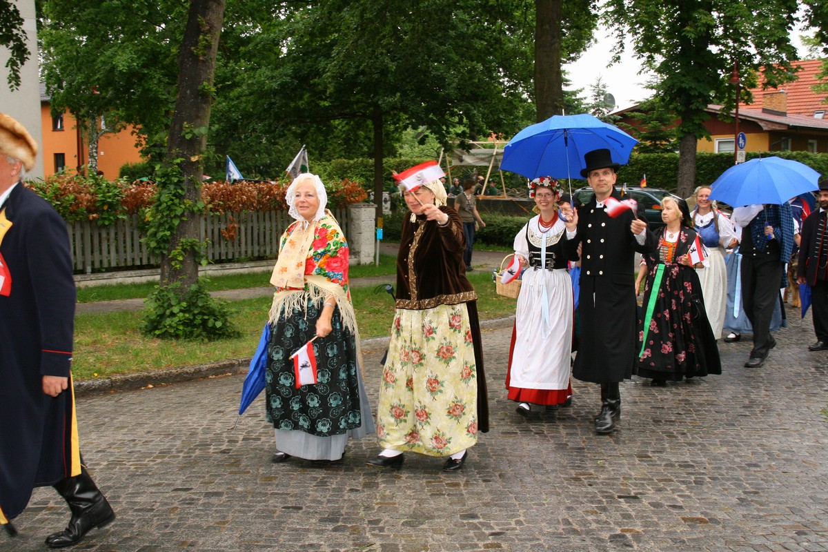 n_Eichwalde_bei_Berlin_2010_06_12_Rosenfest_9062.jpg