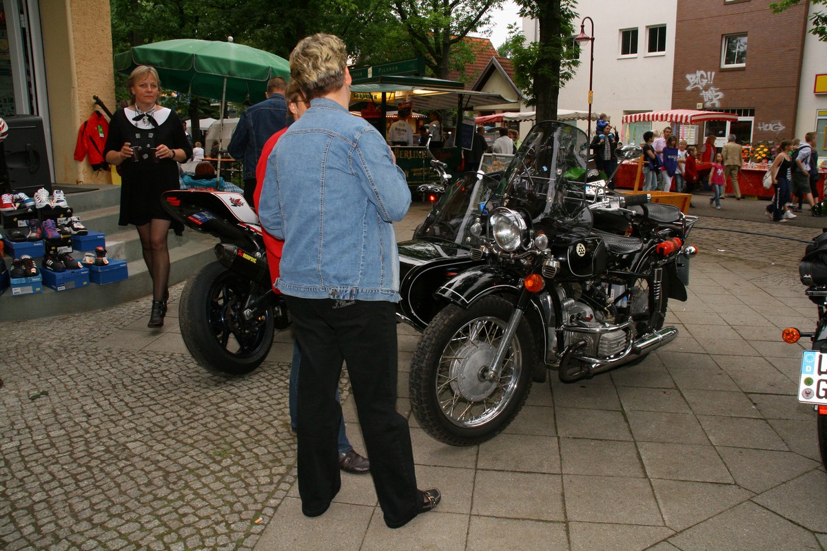 n_Eichwalde_bei_Berlin_2010_06_12_Rosenfest_9340.jpg