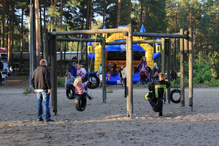 Jugendfeuerwehrlager_im_KIEZ_in_Heidesee