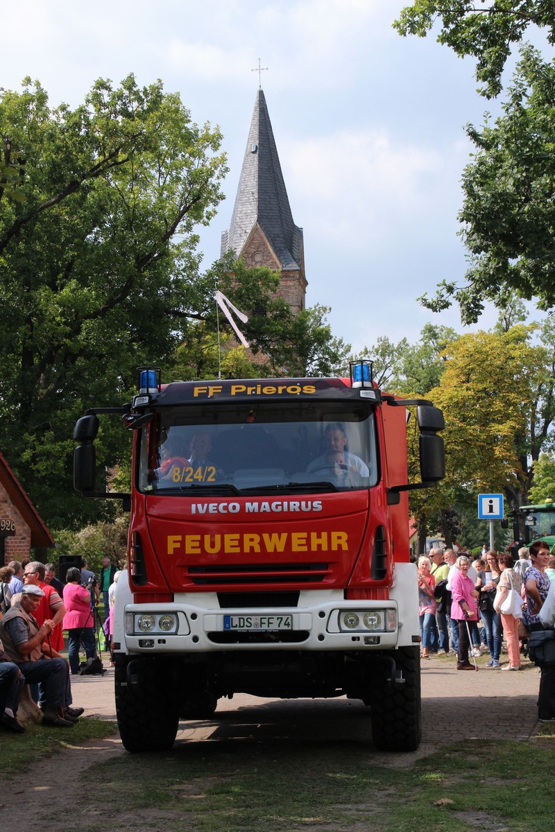 n_2014_08_30_Prieros_700_Jahre_3207.jpg