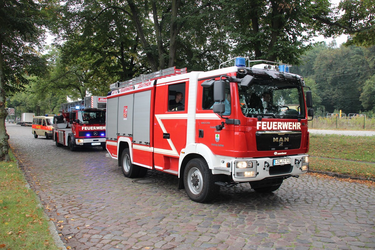 n_2014_09_13_120_Jahre_FF_Eichwalde_6164.jpg