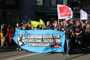 2015_10_10_Demo_gegen_CETA_TTIP_550.jpg