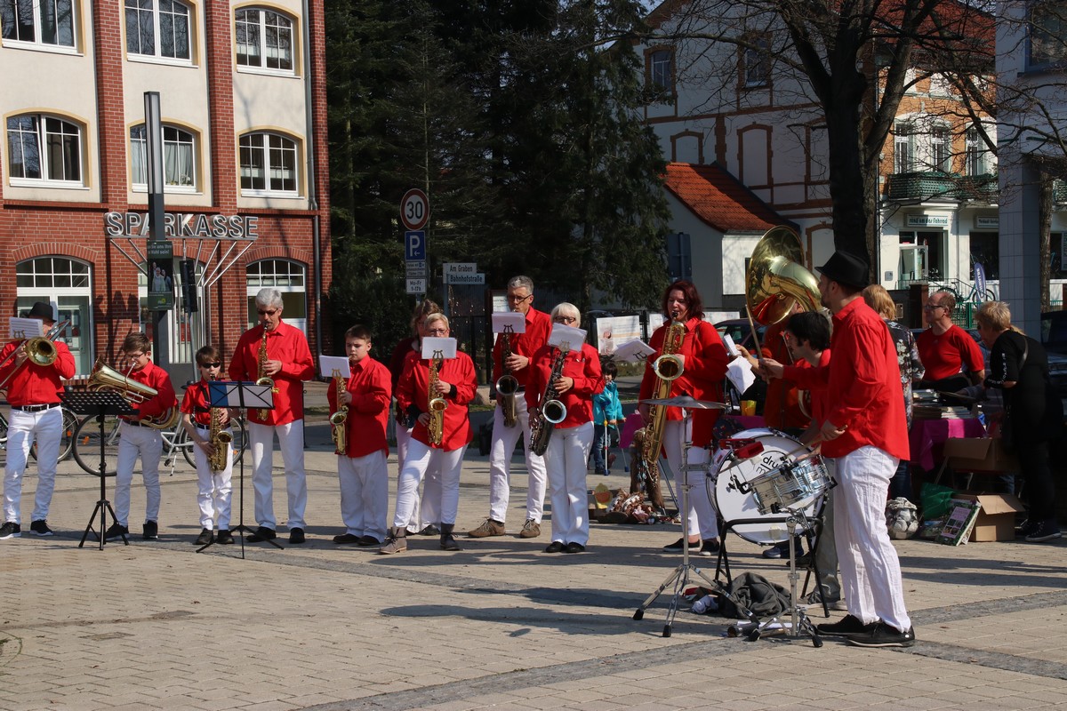 n_Eichwalde_2019_04_06_Markt_am_Graben_109.jpg