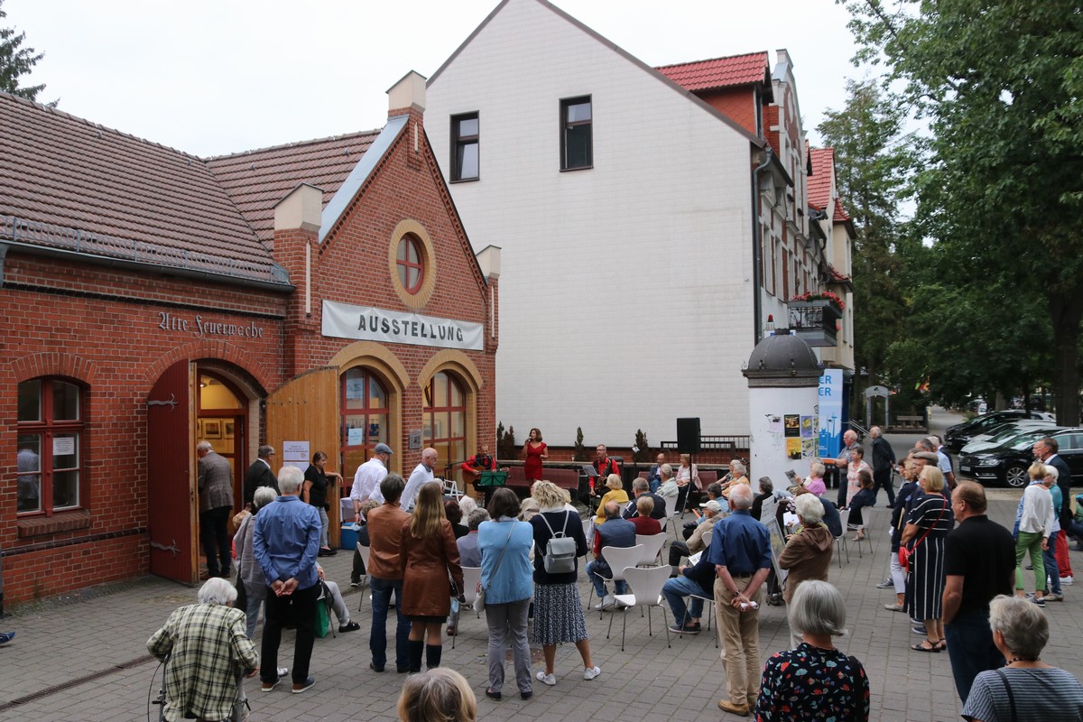 n_2020_08_28_Ausstellung_Eichwalde_ganz_privat_392.jpg