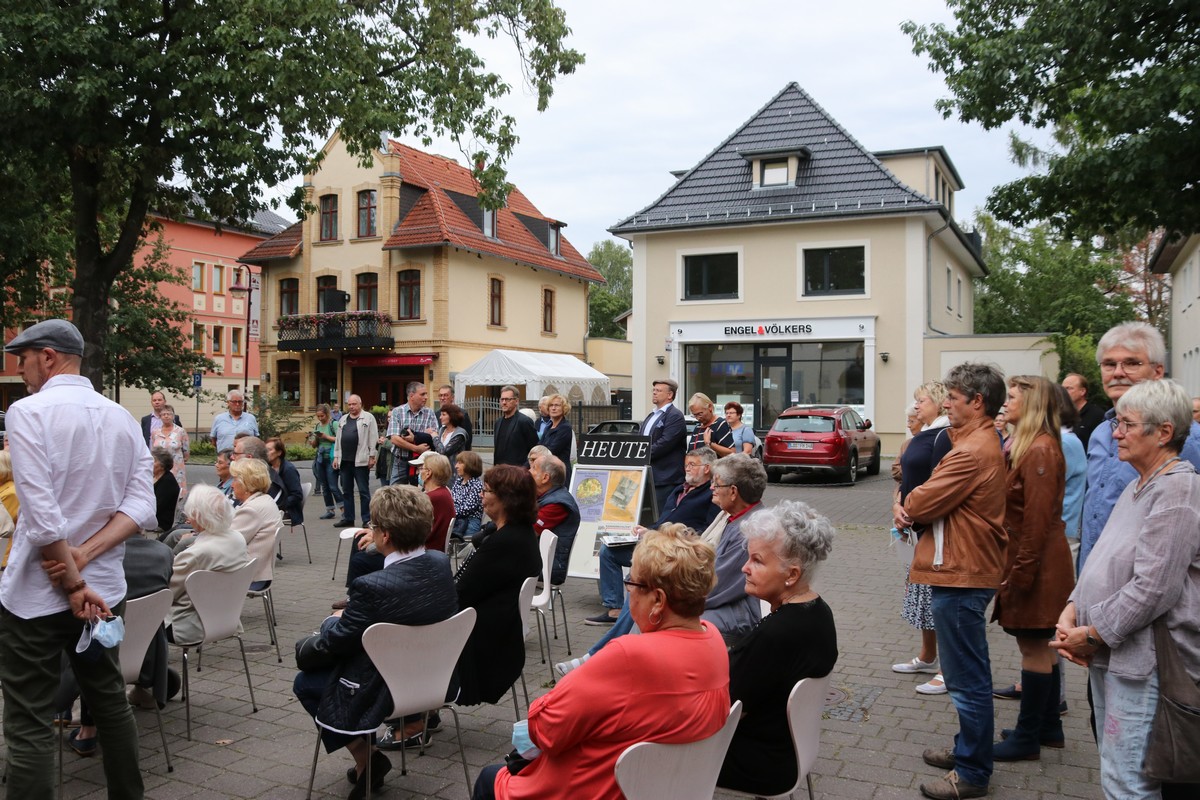 n_2020_08_28_Ausstellung_Eichwalde_ganz_privat_409.jpg