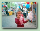 tn_020604kinderfest15.jpg
