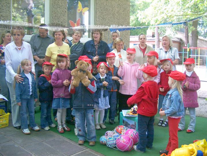 Wir sind die kleinen Strolche !