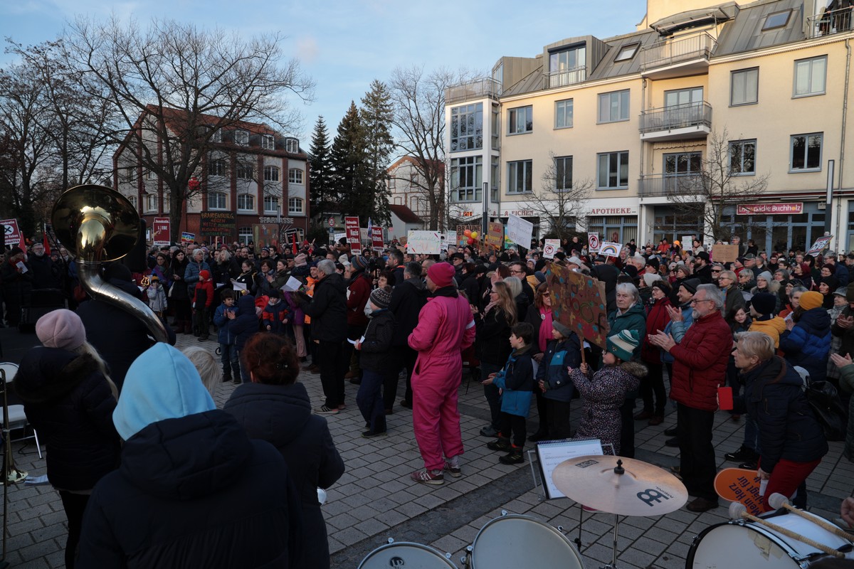 n_2024_01_27_Eichwalde_Markt_Demokratie_Demo_28.jpg